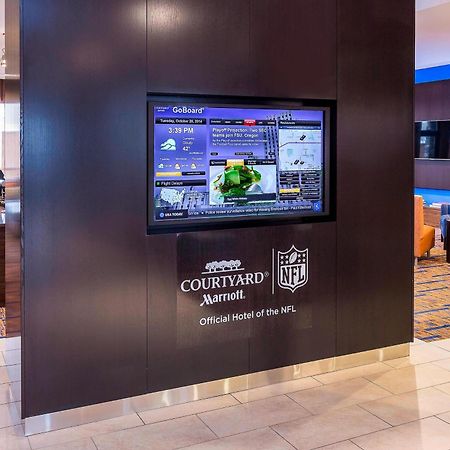 Courtyard By Marriott Bismarck North Hotel Buitenkant foto